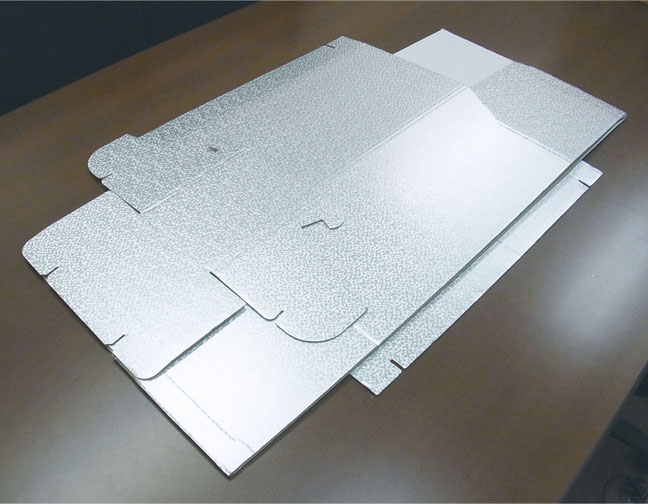 後飾祭壇段ボール銀（小） ２段